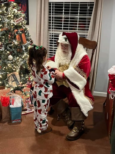Gallery photo 2 of The Merry Kringle