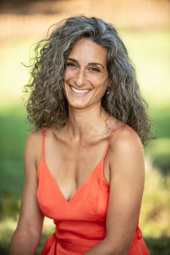 Gallery photo 3 of Victoria Longo