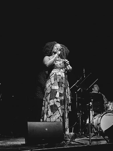 Gallery photo 4 of Michele Thomas Music