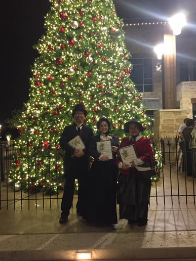 Gallery photo 3 of The MistleTones Holiday Carolers