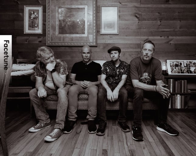 Gallery photo 2 of The Mood Kings