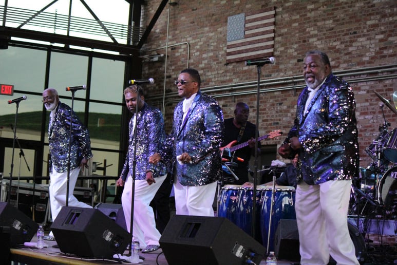 Gallery photo 17 of The Motown Sounds Of Touch