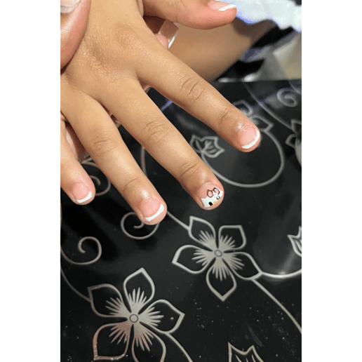 Gallery photo 1 of The Nail Artist