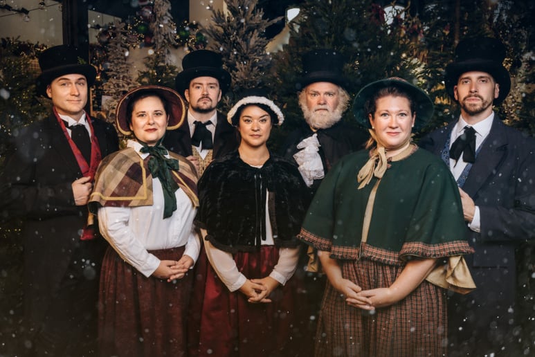 Gallery photo 3 of The American Caroling Company
