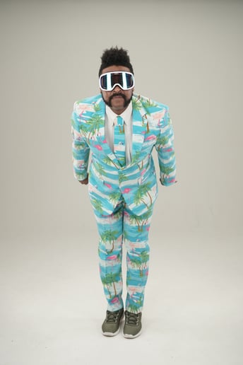 Gallery photo 9 of The Network King Lee-Lee Williams