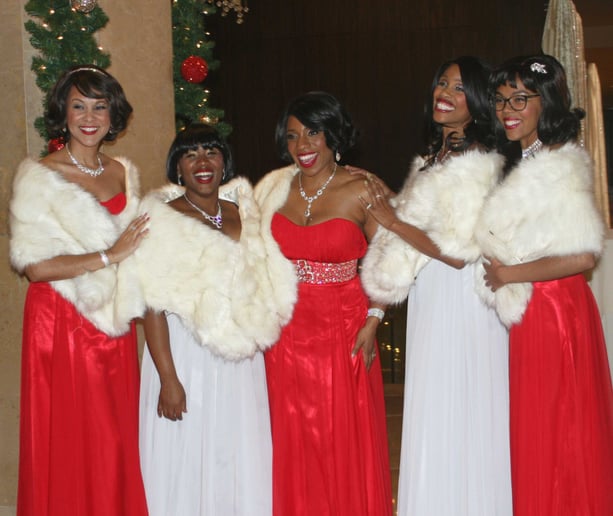 Gallery photo 10 of The Noelles