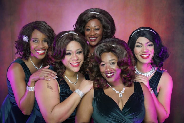Gallery photo 1 of The Noelles