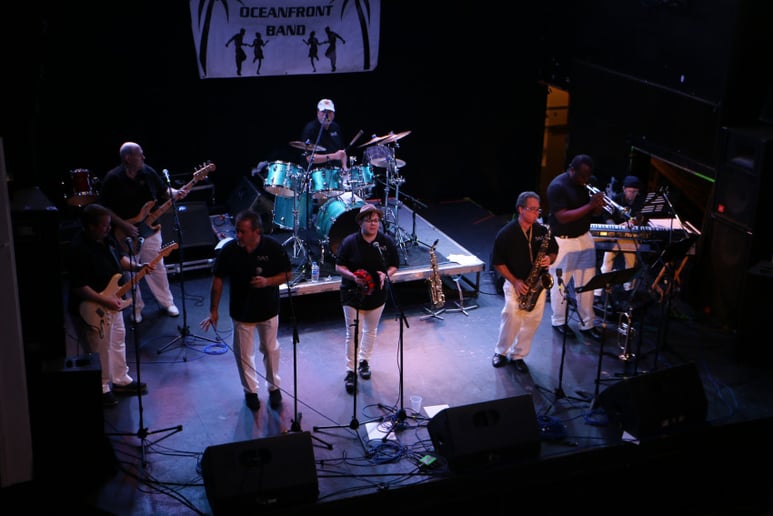 Gallery photo 9 of The Oceanfront Band