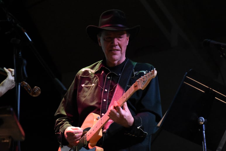 Gallery photo 2 of The Old Country Band