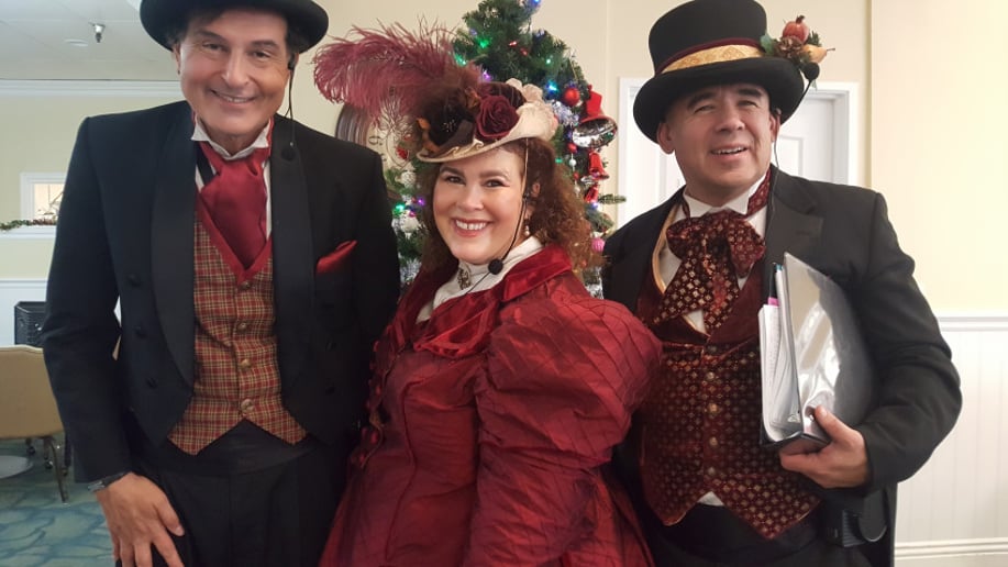 Gallery photo 10 of The Old Fashioned Carolers