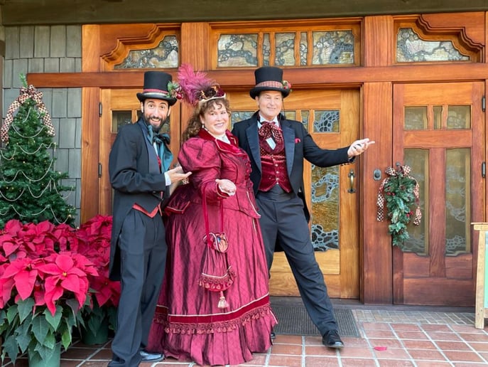 Gallery photo 25 of The Old Fashioned Carolers