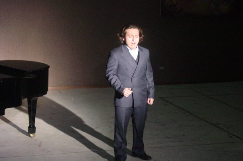 Gallery photo 2 of The outstanding tenor