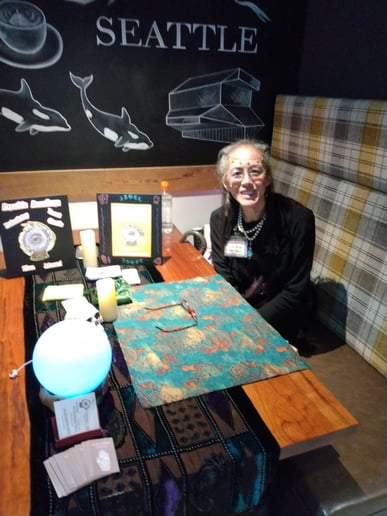 Gallery photo 9 of Lady Merlin Mystic Reader