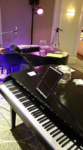 Gallery photo 10 of The Party Keys - Dueling Piano Show