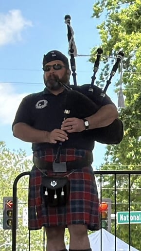 Gallery photo 1 of The Patriot Piper