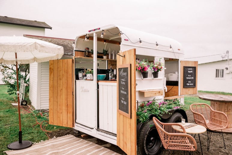 Gallery photo 8 of The Penny Whip Mobile Bar