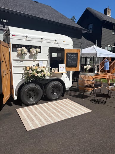 Gallery photo 1 of The Penny Whip Mobile Bar