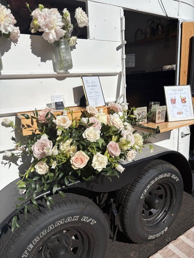 Gallery photo 4 of The Penny Whip Mobile Bar