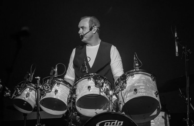 Gallery photo 5 of The Phil Collins Experience