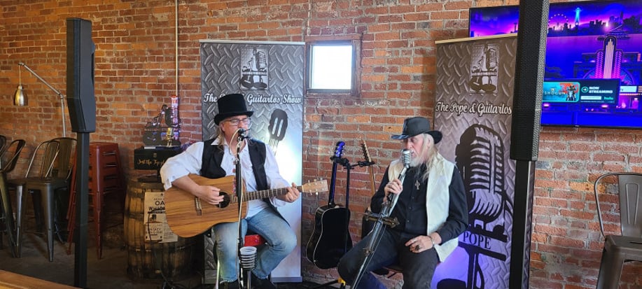 Gallery photo 8 of The Pope and Guitarlos Show