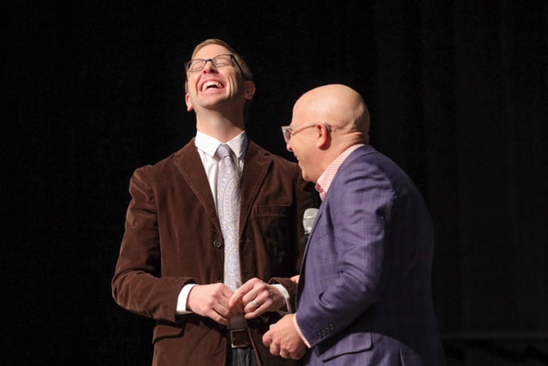 Gallery photo 8 of Comedian Mentalist Magician