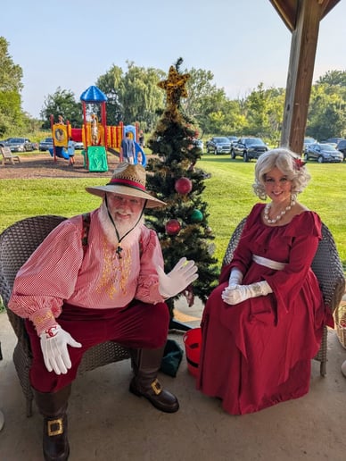 Gallery photo 37 of The Premier Santa Group