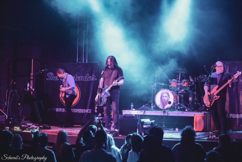 Gallery photo 6 of The Pretender: A Foo Fighters Experience