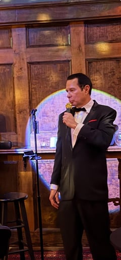 Gallery photo 10 of Philip Solis Sings Sinatra