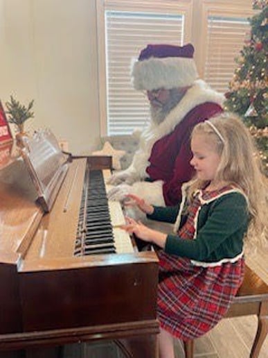 Gallery photo 9 of The Real Santa Claus of Orlando