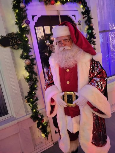 Gallery photo 5 of The REAL Santa