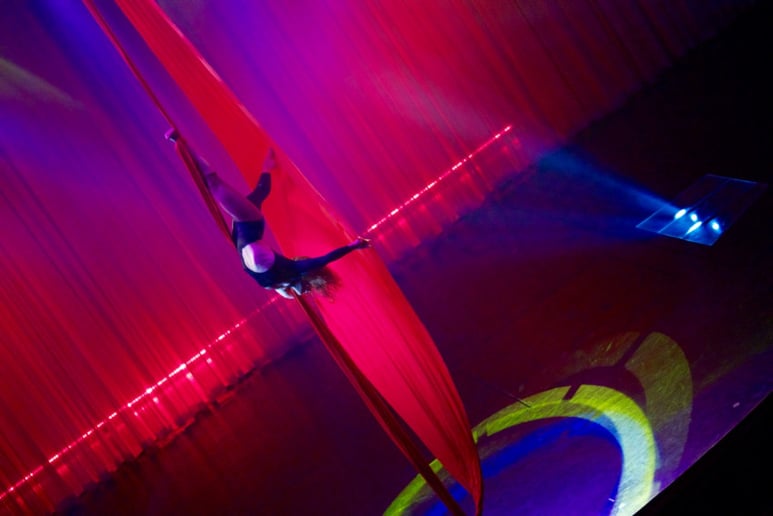 Gallery photo 6 of The Rising Circus Company
