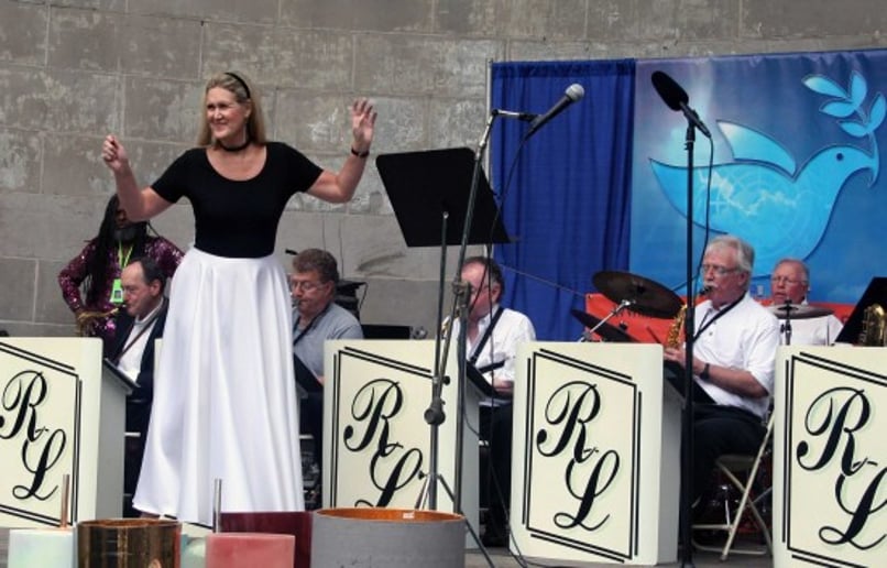 Gallery photo 1 of The Robert Lawrence Orchestra & Quartet