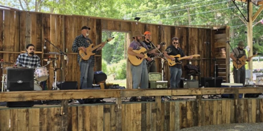 Gallery photo 6 of The Salty Moondogs