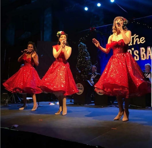 Gallery photo 6 of The Satin Dollz - 1940s Holiday Big Band Show
