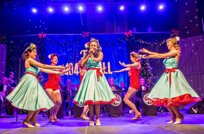 Gallery photo 7 of The Satin Dollz - 1940s Holiday Big Band Show