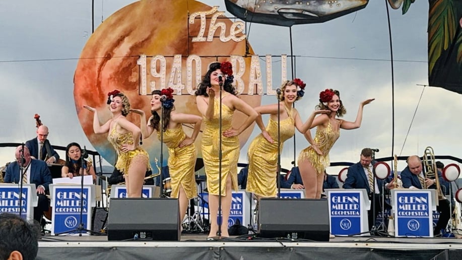 Gallery photo 2 of The Satin Dollz