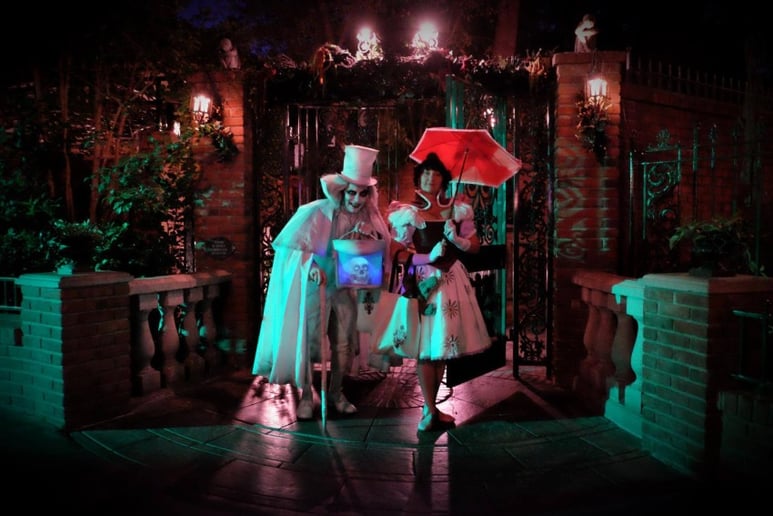 Gallery photo 8 of Themed Musical Entertainment: Pirates, Old West & Halloween