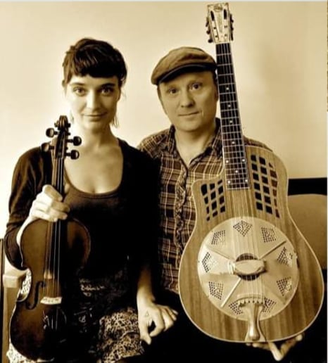 Gallery photo 3 of The Silver Lining Serenaders