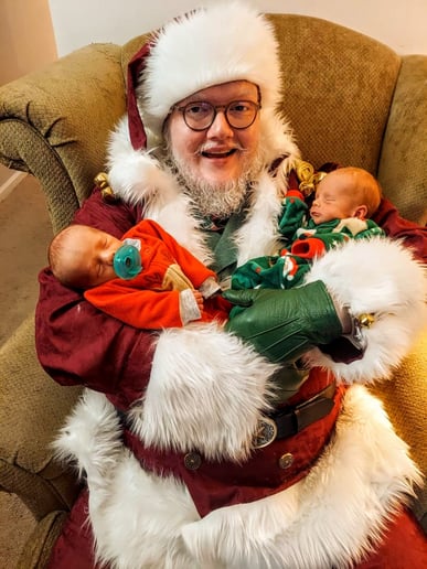 Gallery photo 6 of The Simply Jolly Santa Claus