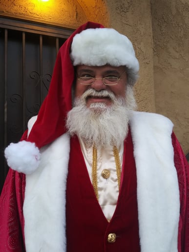 Gallery photo 1 of The Singing Santa Claus of Los Angeles