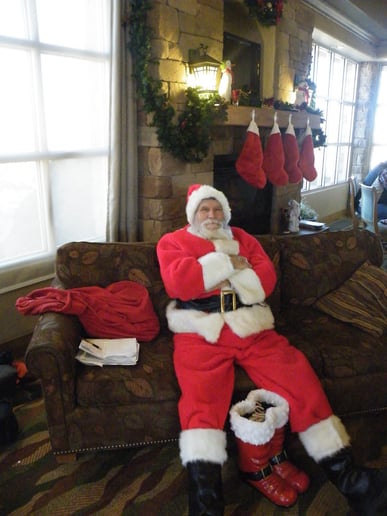 Gallery photo 6 of The Singing Santa, Santa Jay