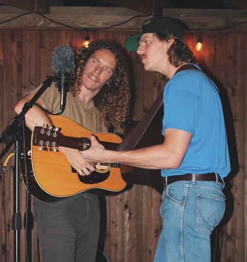 Gallery photo 1 of The Smoky Dunes (Bluegrass Duo)