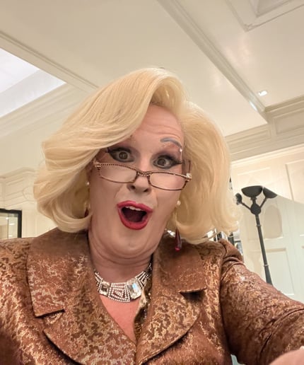 Gallery photo 1 of Joan Rivers Impersonator