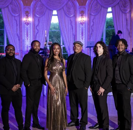 Gallery photo 4 of Bianca Rosarrio & The Smooth Operators