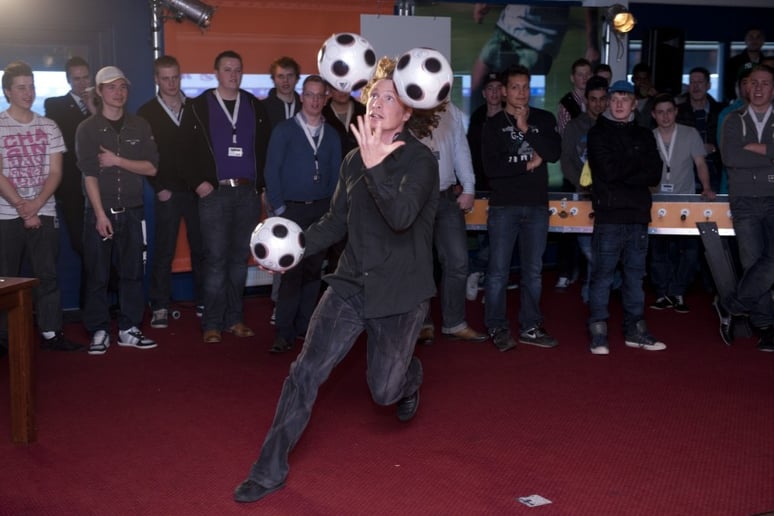 Gallery photo 2 of The Soccerball Juggler