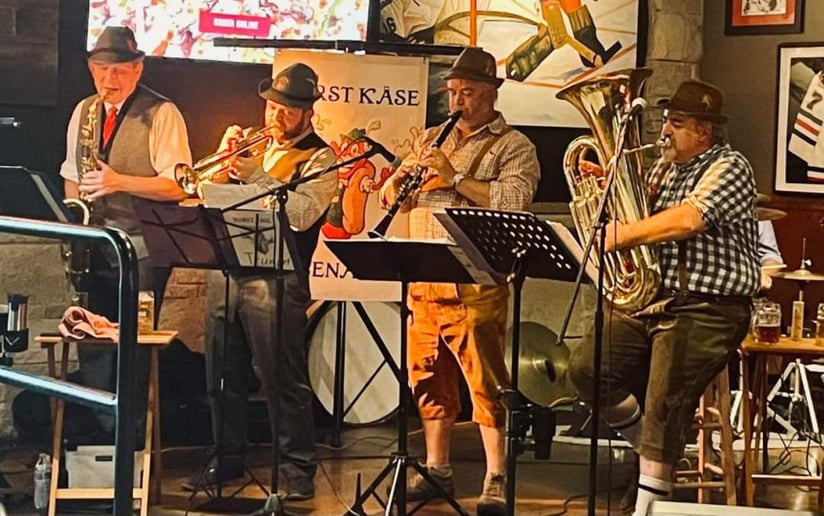 Gallery photo 6 of Wurst Kase Scenario / Atomic Dog Brass Band / Plastik Paddy's