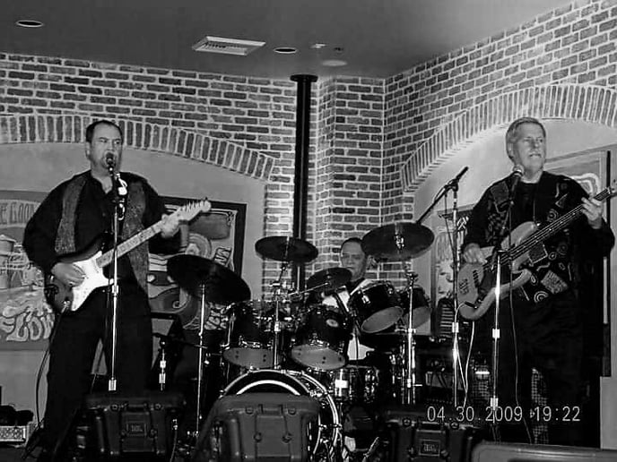 Gallery photo 1 of The Starliters