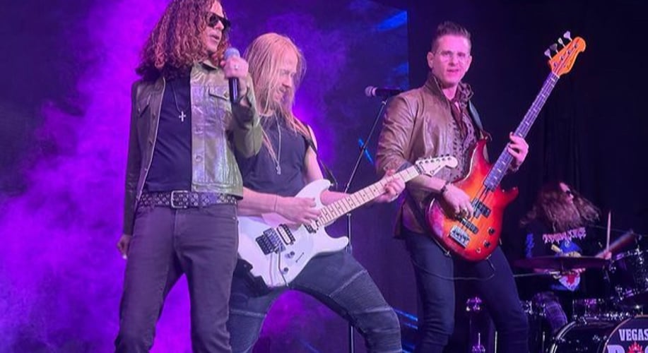 Gallery photo 40 of The Titans of Rock