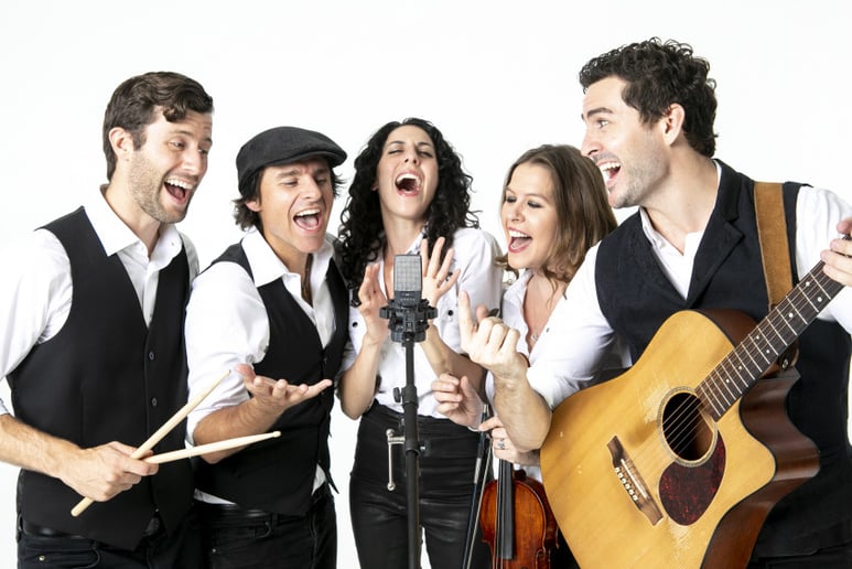 Gallery photo 1 of The Straytones