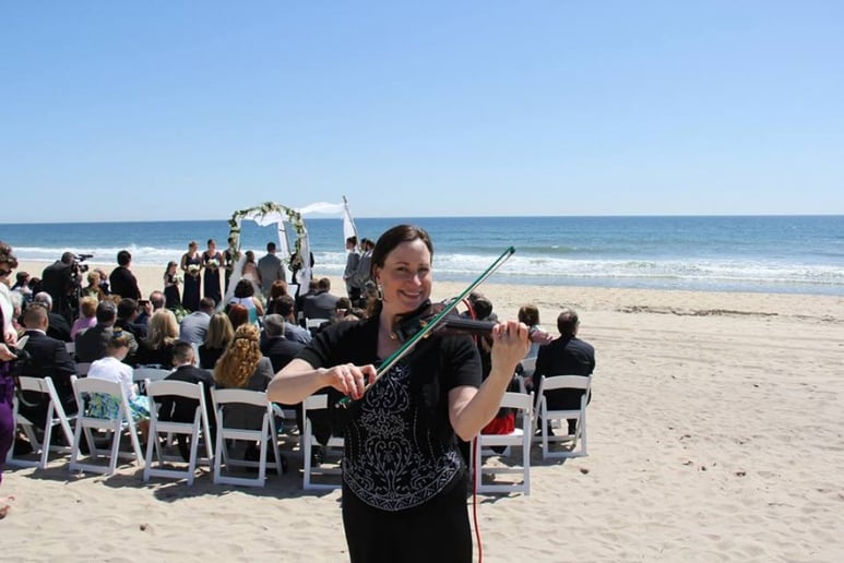Gallery photo 2 of The Strolling Strad